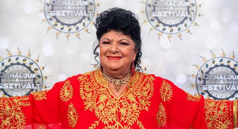 A híres magyar énekesnő 24 órás felügyeletre szorul: 76 évesen súlyos betegséggel küzd