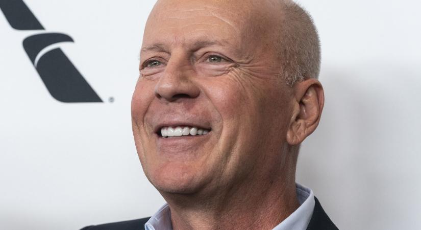 Bruce Willis unokája kiköpött nagyapja – a 3 éves Louetta le sem tagadhatja a felmenőjét