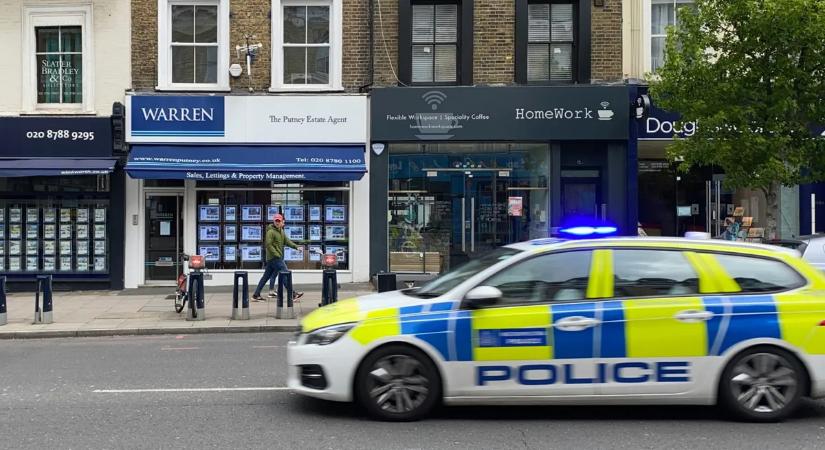 Két tinédzser felelős a londoni zsinagóga felgyújtásában