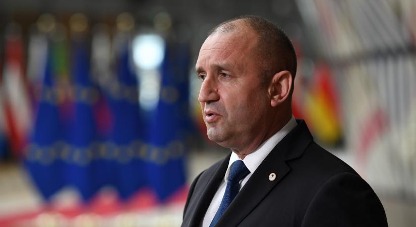 Az euroszkeptikus, az orosz kapcsolatokat pártoló Ruman Radev nyerhette a bolgár választást