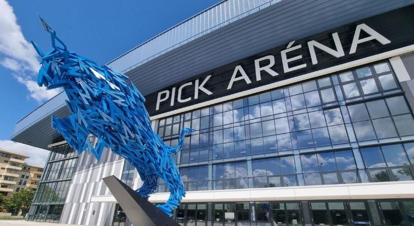 Betelt a pohár: sorompóval zárnák le a parkolókat a Pick Aréna mellett