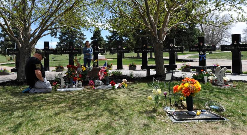 Coloradói vérfürdő: két diák mészárolta le 12 társát és egy tanárt