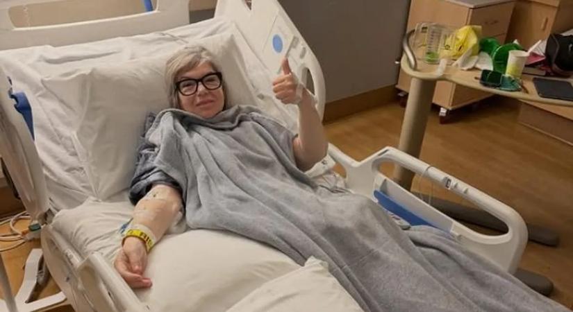 „Készen állok a következő kalandomra” – kórházi ágyából jelentette be a színésznő, hogy ismét legyőzte a rákot
