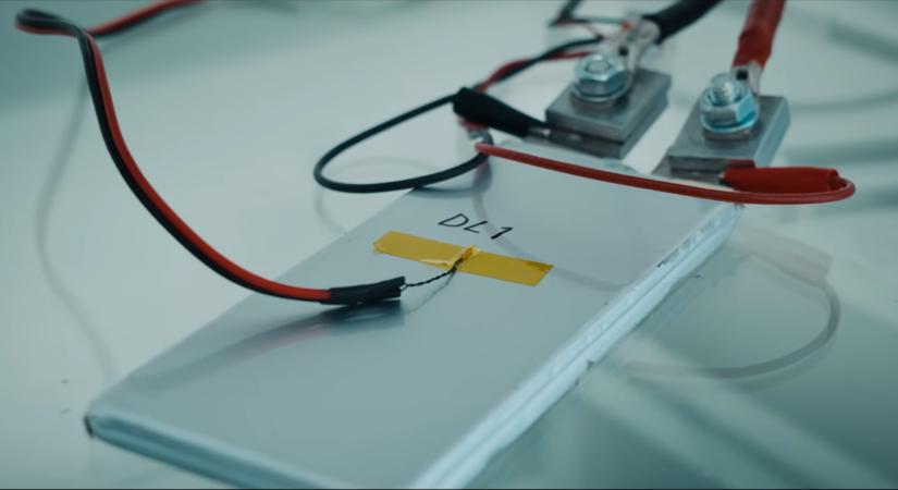 Egy bennfentes feljelentést tett, mert szerinte hazudnak a finn csodaakkuról