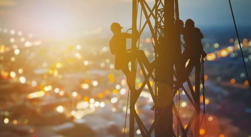 Órákra sötétség jön rengeteg utcában – mutatjuk, mi áll a háttérben