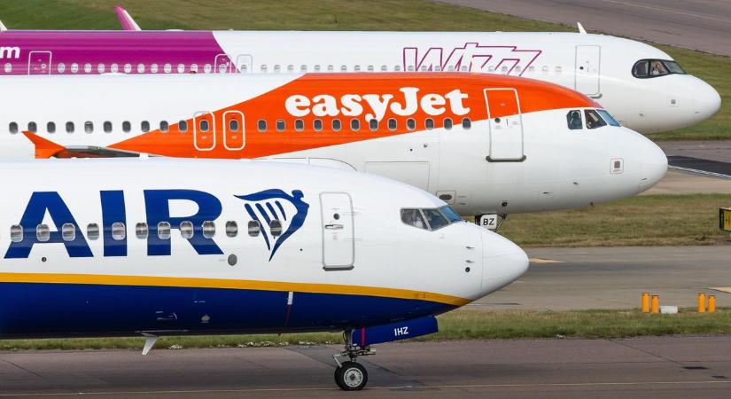 Nyomás alatt a légitársaságok: a Wizz Air és a Ryanair részvényeit is mélybe rántotta az új olajársokk