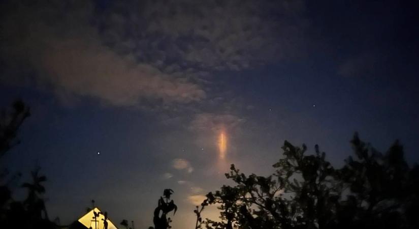 Rejtélyes égi jelenség tűnt fel az égen: mi lehetett ez?