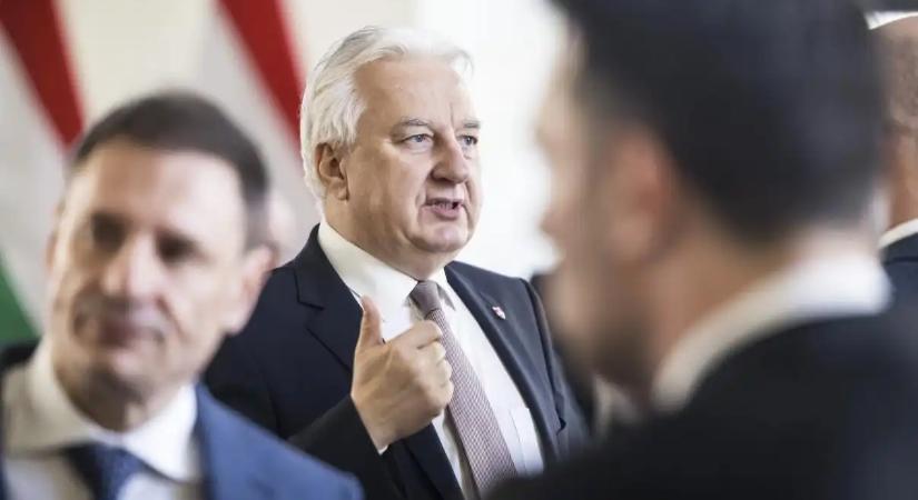 Belső háború a jobboldalon: A KDNP az egyházzal védekezik Orbán Viktor „tisztogatása” ellen