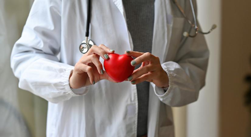 Nem a dió vagy a mandula: ez az olajos mag a legjobb szíverősítő és koleszterincsökkentő