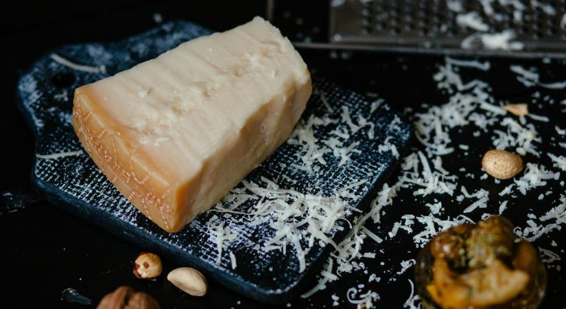 Belföldön lassulás, világszerte növekedés: vegyes évet zárt a Parmigiano Reggiano