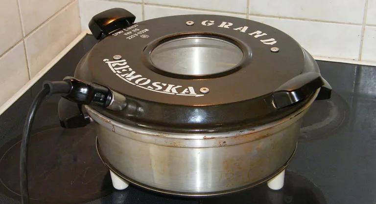 Ez a régi konyhai eszköz régen minden konyhába ott volt, ma már senki nem használja, pedig aranyat ér