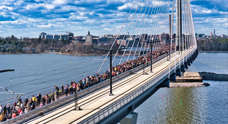 Megnyílt Európa egyik legkülönlegesebb hídja