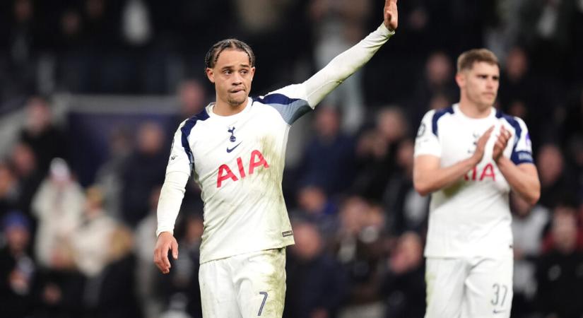 Óriási bukás előtt a Tottenham, féláron adhatják el sztárjukat