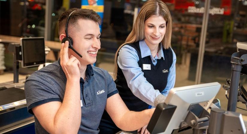 Nagyot húzott Magyarországon a kereskedelmi lánc: teljes erővel toboroznak, 1,3 milliós fizetést és szolgálati kocsit kínálnak