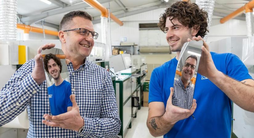 A visszapillantó tükörbe is minden nap bele kell nézni