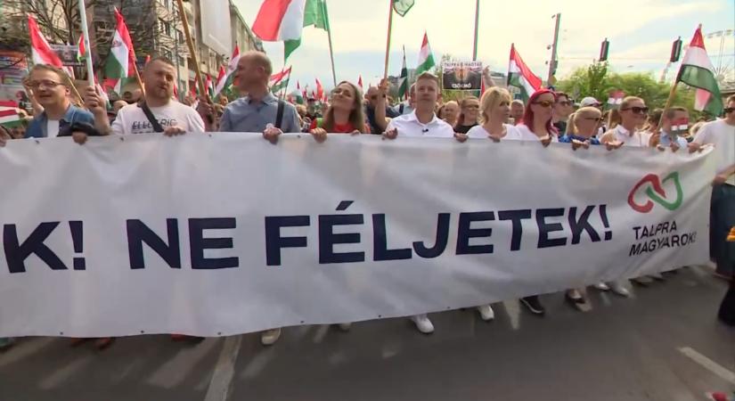 A Partizán-interjútól a kétharmadig: Magyar Péter felemelkedése