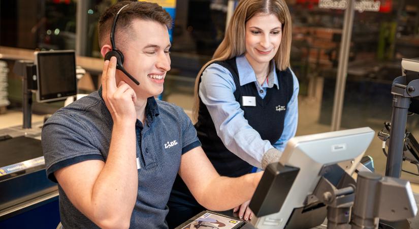 Több mint 100 milliárd forintot fordít bérekre a Lidl – országosan egységes, kimagasló jövedelmet kínál a piacvezető áruházlánc