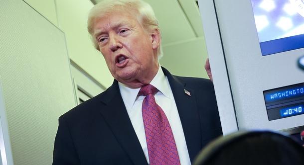 Trump azzal fenyeget, hogy „barátságtalan módon” veszi el Irántól az uránt