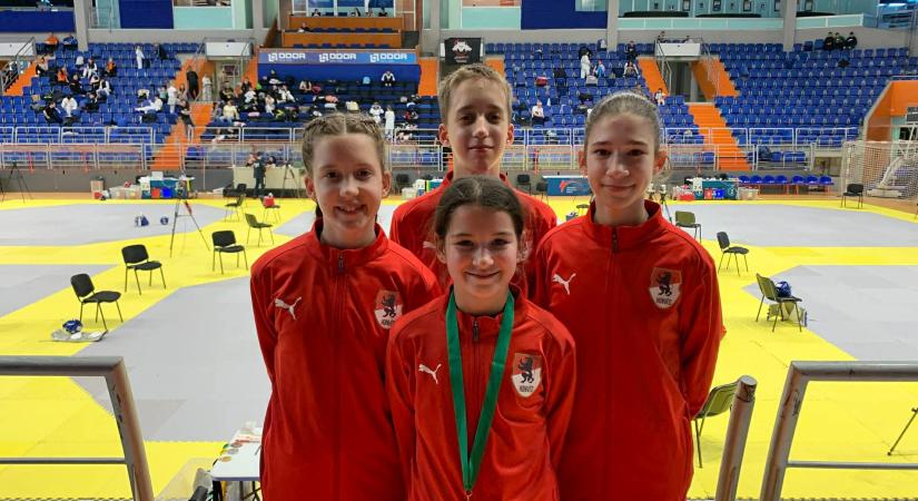 Bronzérem a milleniumi tornáról