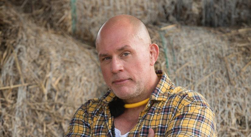 Pikó András: „Ha Dopeman visszaadná a díszpolgári címét, én meg visszaadom a Fidesz tagságimat. Ami ugyanúgy nem létezik”