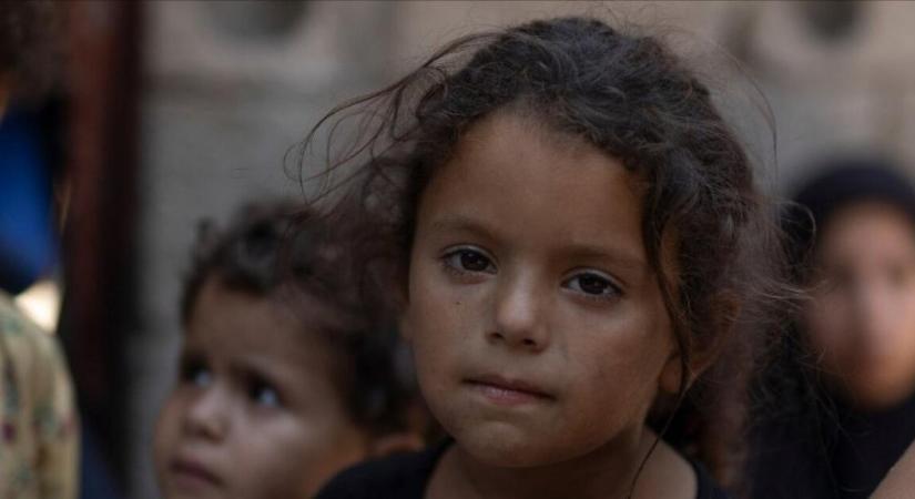 Döbbenetes szám látott napvilágot – ennyi nővel és gyerekkel végeztek az izraeli csapások