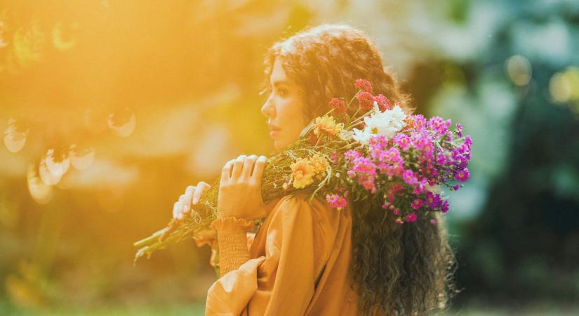 7 jel, hogy most egy erős asztrológiai fordulópontban vagy