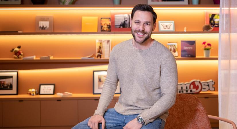 Iskolai zaklatás áldozata lett Tihanyi Péter nagyobbik gyermeke: iskolát kellett váltania