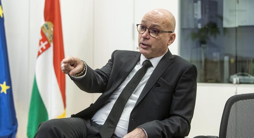 Vizsgálatot indít a megfigyelésre alkalmas izraeli eszköz használata miatt a NAIH