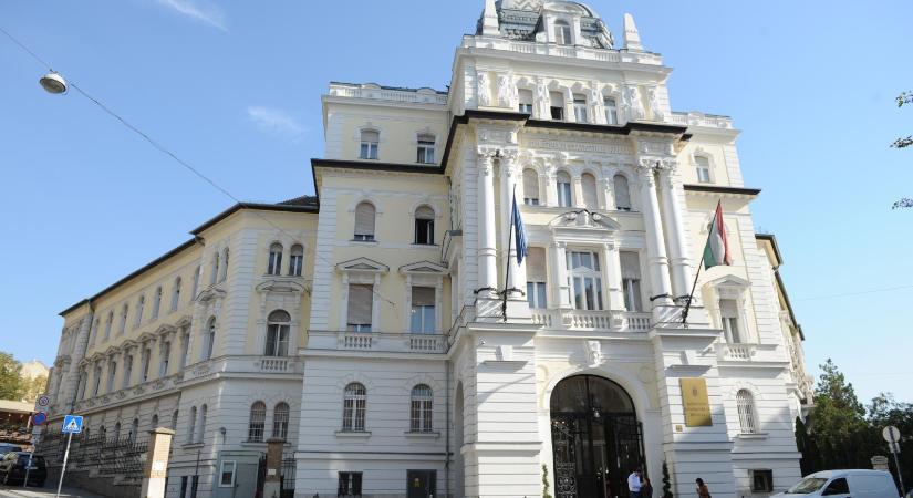 Maradna a KSH elnöke is, de nem biztos, hogy sikerülni fog