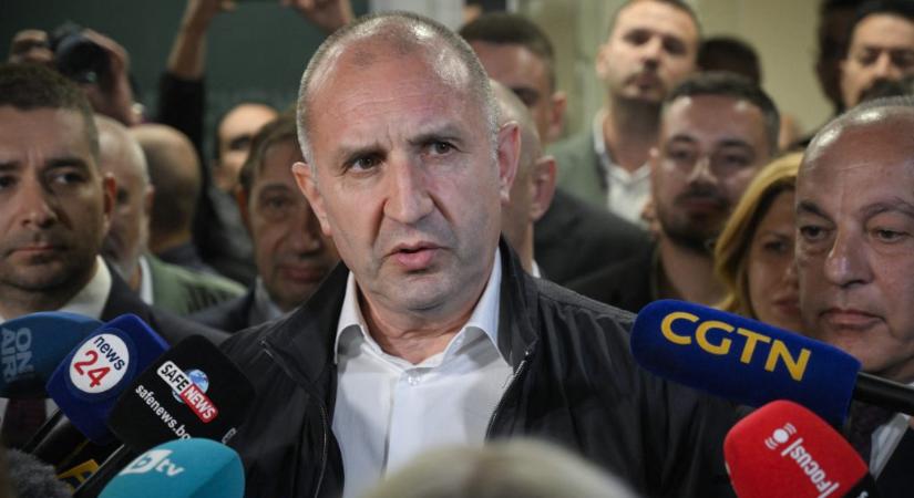 Hivatalos: nagyarányú győzelmet aratott Bulgáriában az orosz barát volt elnök