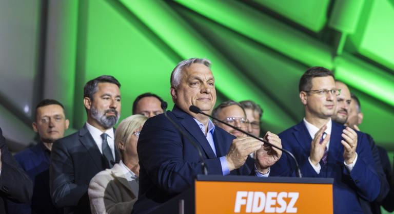 Hamarosan eldől, hogy Orbán Viktorra Trump vagy Berlusconi útja vár-e