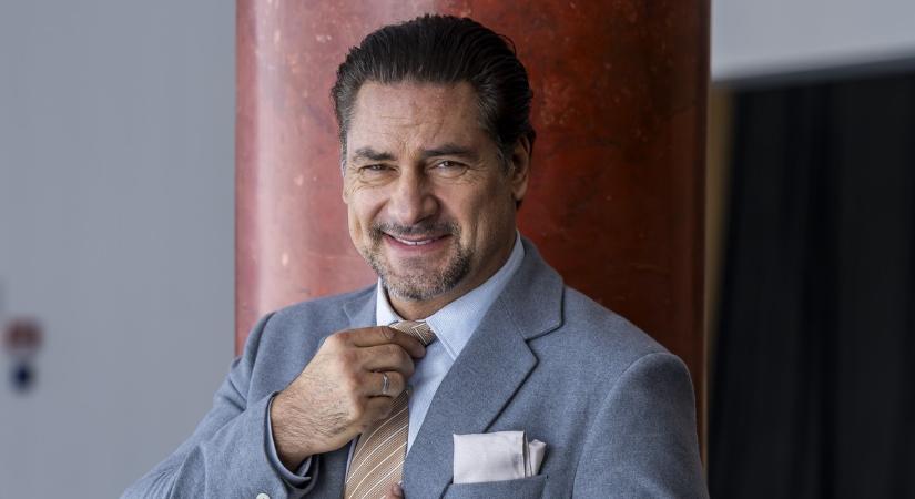 Árpa Attila beleszállt Csiszár Jenőbe - keményen bírálta a volt tévés diplomáciai kinevezését