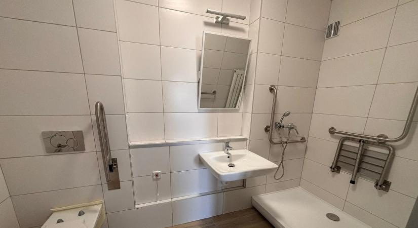 Lezárult az óbudai támogatott lakhatás otthonainak felújítása