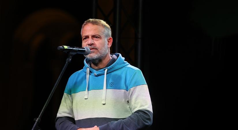 Juhász Péter nyomravezetői díjat tűzött ki: ki akarja deríteni, ki az a Zsolt bácsi