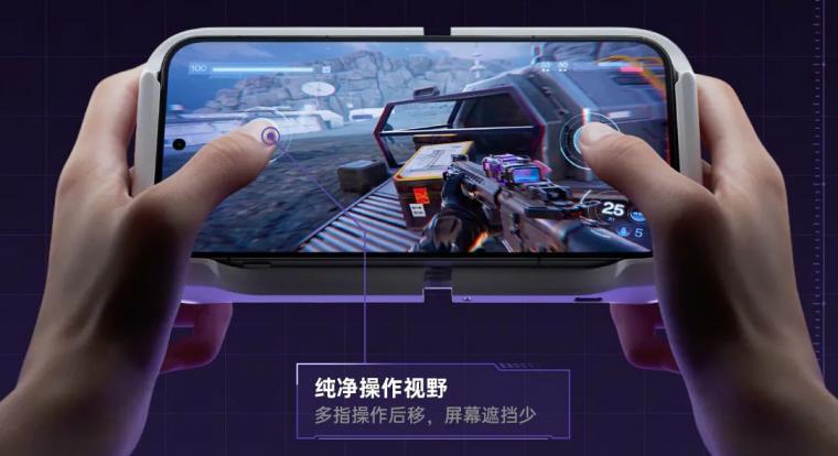 A OnePlus új gamer telefonja gyakorlatilag egy kézi konzol is egyben