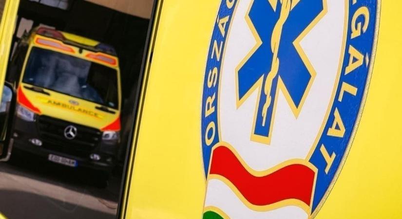 Tragédia Komárom-Esztergomban: 1 ember meghalt, szörnyű dologra készült 43 nő és 22 férfi