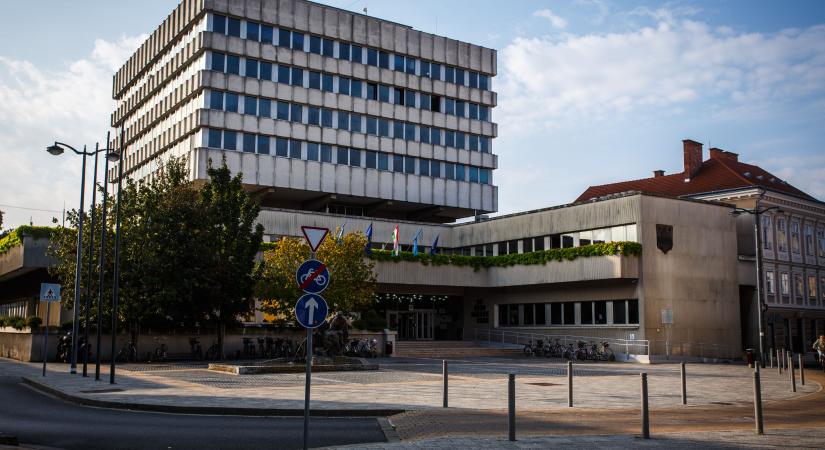 Rendkívüli közgyűlést hívott össze Szombathelyen Nemény András polgármester az azbeszt szennyezés miatt