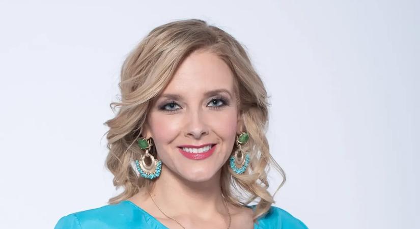 Bizarr fordulat: 18-os buliba kapott meghívást Peller Anna