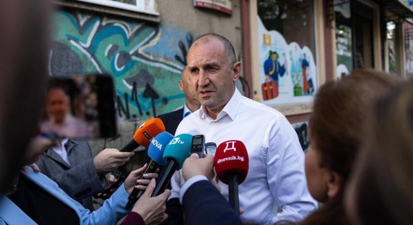 Egy visszhang nélküli abszolút többség