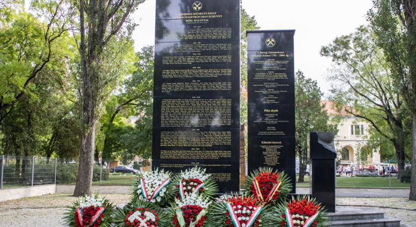 Áthelyezik a bányász emlékművet Dorogon