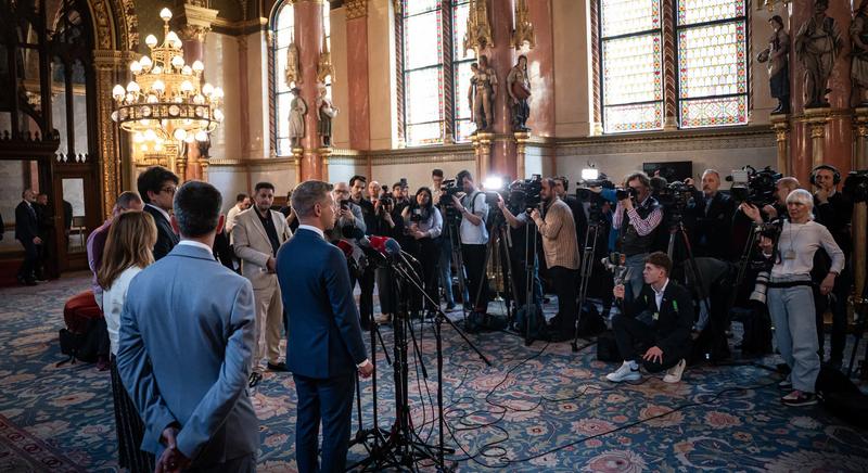 Megvannak a Magyar-kormány első miniszterei