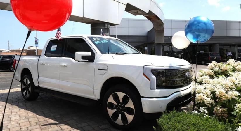 Újabb milliós nagyságrendű járművisszahívást jelentet be a Ford: a legnépszerűbb modelljük vérzett el