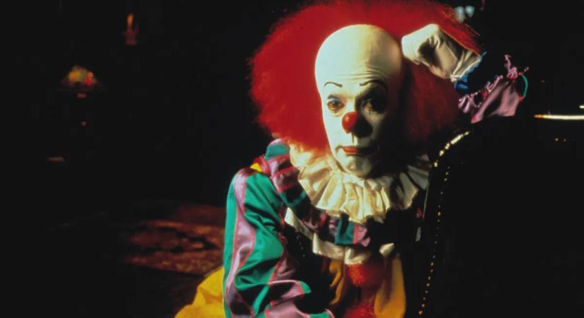 Nem gyűri le a betegség: tolószékbe kényszerülve is küzd Hollywood gyilkos bohóca