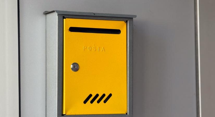 A láthatatlan ember, aki nálad járt: Te is játszottál már „postás-bújócskát”?