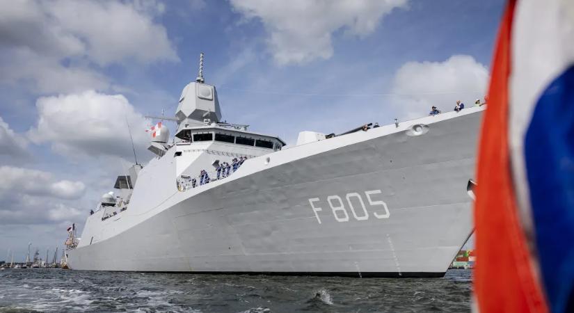 Bluetooth-nyomkövetőt postázott egy holland hadihajó fedélzetére egy helyi műsorszolgáltató, 24 órába telt, mire rábukkantak