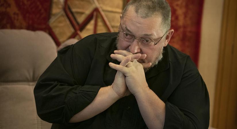 Megtisztulásra, szembenézésre és teljesen új színházi törvényre van szükség