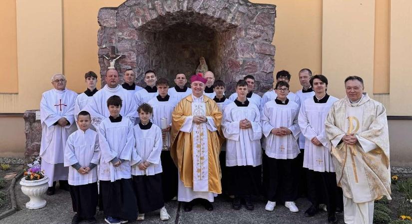 Felújított orgonát áldottak meg Nagymácsédon