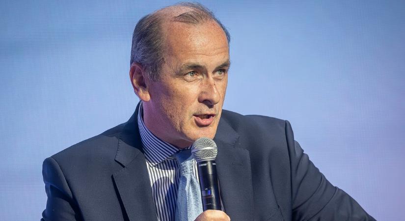 Hegedűs Zsoltot a tánca világhírűvé tette – de mit kell tudni valójában az új egészségügyi miniszterről?