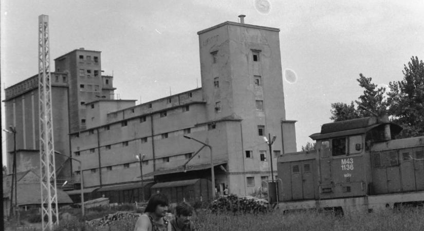 Új világ épült pár éve a romjain, mégis furcsa a csend körülötte