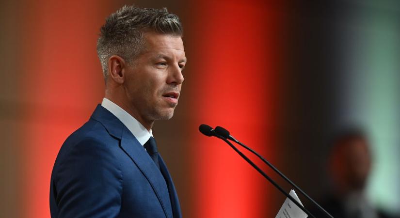 Könnyen Medgyessy Péter sorsára juthat, ha kapkod az össze vissza ígérgető Magyar Péter